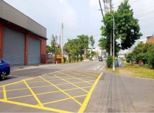 橋頭近省道雙面臨路建地