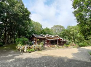 竹山近南雲交流道旁德興段有水電送木屋竹山近南雲交流道德興段有水電送木屋台中買屋賣房,土地王劉志忠台中北屯捷運