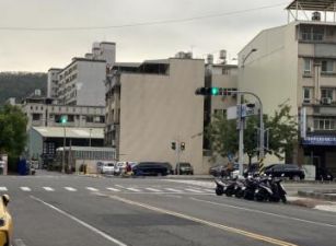 左營福山段商四建地廠房