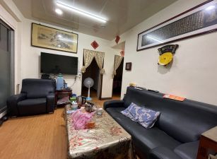 土城家樂福商圈一樓宅