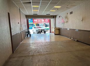 左營大路掏金大店面