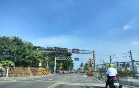 岡山雙面路都內農地近56期