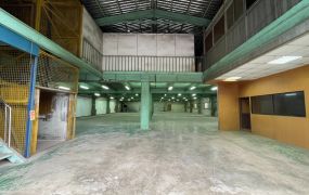 龜山近省道鋼構廠房