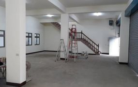 租龜山全新整理廠房68