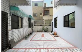 夢時代裝潢三房樓寓