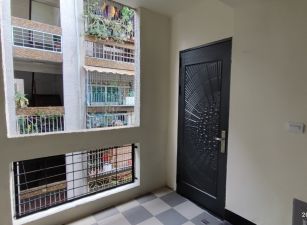輕軌旁育樂路三房公寓