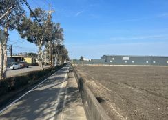 海埔路正路邊臨路方正農地
