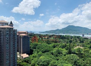 獨家專售。台北灣觀海。景觀百坪大戶。誠。價格可談