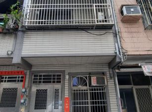 火車站R11捷運三民國中活巷透天住家~1198萬