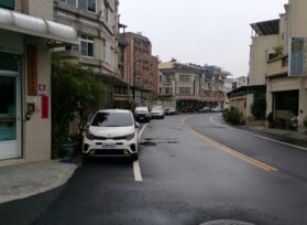 雲林虎尾重劃區/三角窗雙面路建地~0987295056