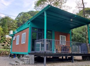 新竹縣橫山鄉油羅臨溪休閒組合屋土地316坪售價798萬