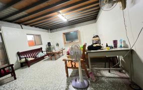 中華路旁農建地送厝09-005 052337228