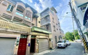 泳萓必推⭐岡山秀泰影城⭐明亮邊間美車墅⭐傳統格局