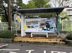 高雄1088萬 前路後巷  3樓透住店(雙車位)鳥松仁美國小