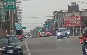 四線道上 中大+海大 +東元科技旁 雙邊間+雙店面+停車場