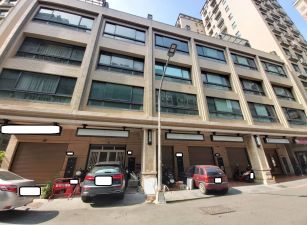 鼎山家樂福可停雙車1-4樓金店面~2380萬