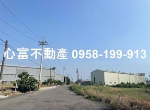 全新!!湖內區廠房8米路上