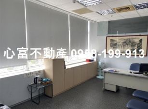 大寮省道上漂亮辦公室(室內超大)