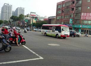 中壢SO-GO百貨A21捷運站 2樓興國國小