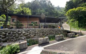 芎林王爺坑臨路休閒屋