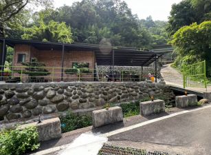 芎林王爺坑臨路休閒屋