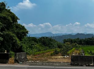 南投中興新村棒球場旁85萬投資農地