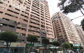 大有寶山商圈冠倫大國大三房車