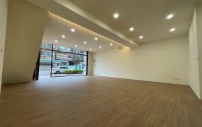 平鎮大面寬1+2樓店住