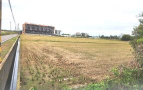 上湖三路角地
