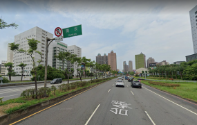 南崁正20米路旁工業地