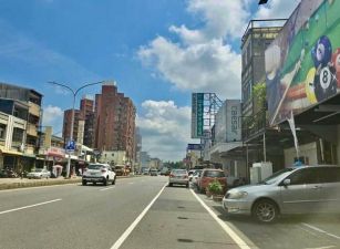 博愛路金店面