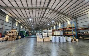 交流道旁挑高碼頭廠店/專營大台北大桃園工業地廠房租賃買賣