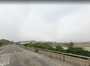 新竹香山正20米路旁加油站用地