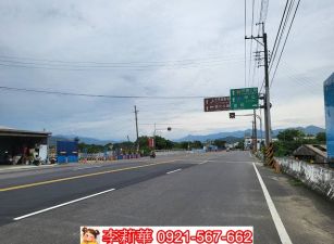近玉井市區大路邊農地