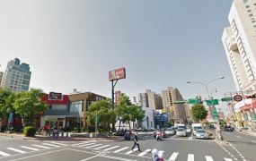 桃園經國特區15米路旁方正建地