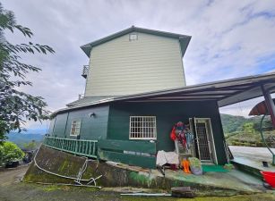 台中買屋賣房 土地王劉志忠鹿谷正仁義路仁義段雲海景觀合農舍