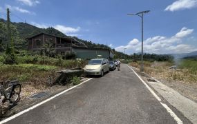 近日月潭向山中心建地