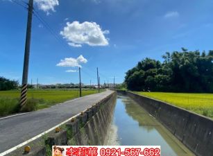 六甲都內三角窗美農地