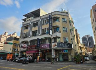 賀成交 工學興大雙商圈旁正20米美村路金鑽透店