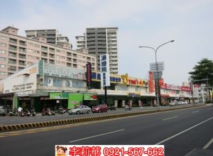 近南紡有陽台採光套房