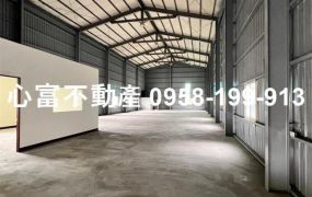 湖內東方農地廠房近省道