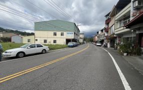 東勢東坑路10米路地