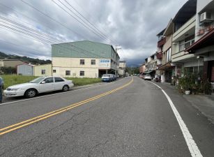 東勢東坑路10米路地