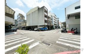 近好市多角窗收租建地