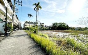 △窗大面寬便宜建地