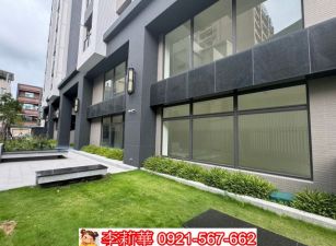 仁德和謙三角窗1~2F黃金店面