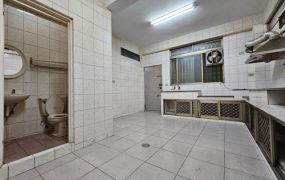 成大長榮透天店住