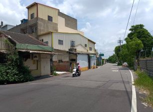 泰和路角地《2》0987-092686蔡逸蓁