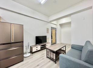 **屏東市區全新落成 3房2廳2衛1陽台！**
