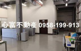 梓官超漂亮甲工挑高10米廠房